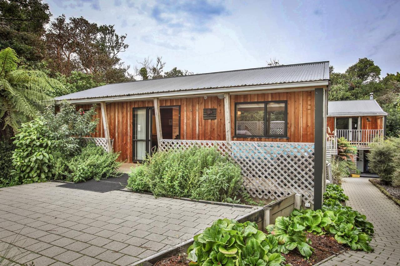 Kaka Retreat Motel, Stewart Island Half-moon Bay Esterno foto