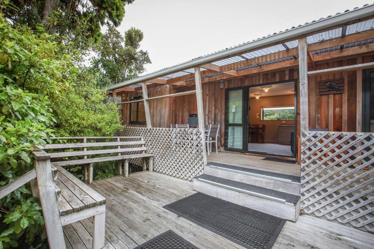 Kaka Retreat Motel, Stewart Island Half-moon Bay Esterno foto