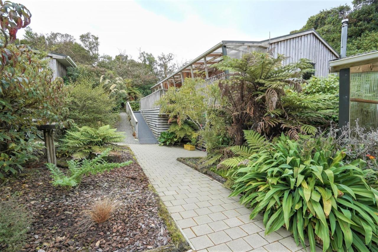 Kaka Retreat Motel, Stewart Island Half-moon Bay Esterno foto