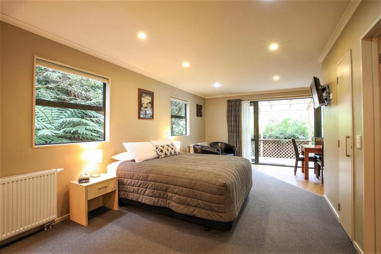 Kaka Retreat Motel, Stewart Island Half-moon Bay Esterno foto